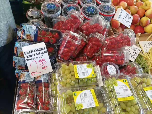 Targ na Wirku w Rudzie Śląskiej - ceny owoców i warzyw