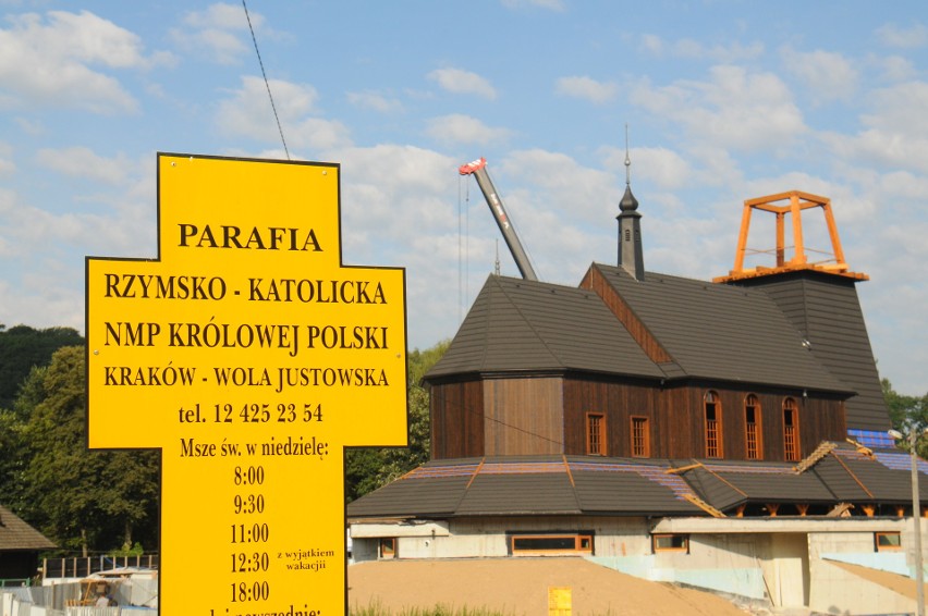 Kościół na Woli Justowskiej ma już nowy hełm na wieży