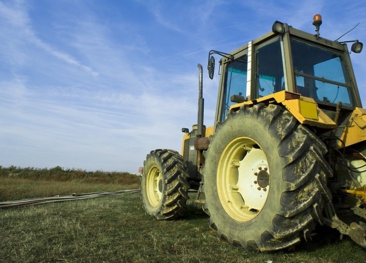 Traktory i inne drogie maszyny rolnicze są bardzo często...