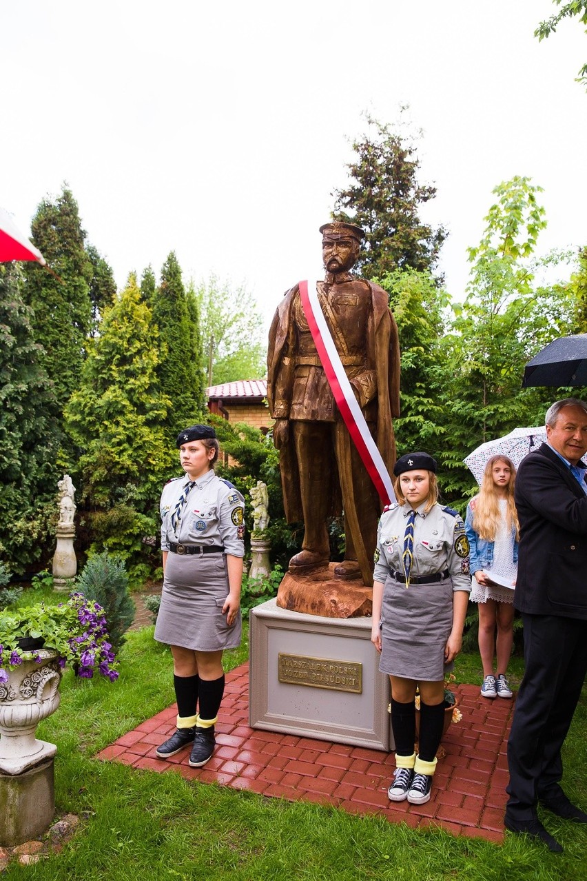 Białystok. Pomnik Józefa Piłsudskiego po ponad stu latach wrócił na Bojary