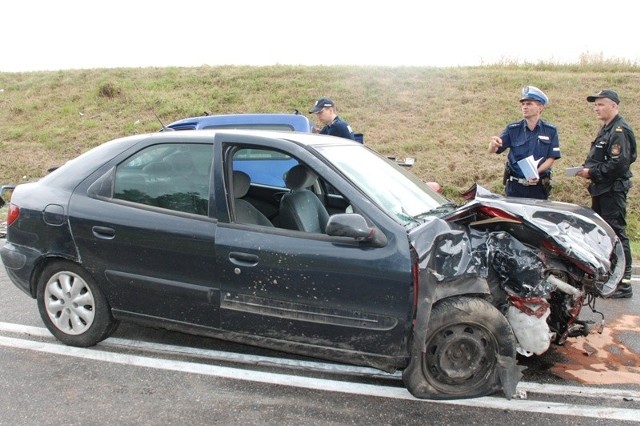 Wypadek na drodze krajowej nr 25. Rannego zabrał śmigłowiec.