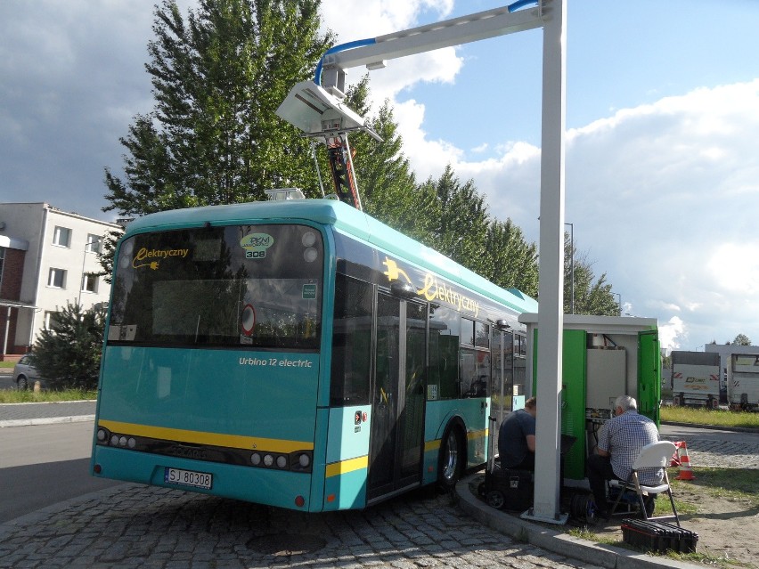 Jaworzno: powstała już stacja doładowująca elektrobus