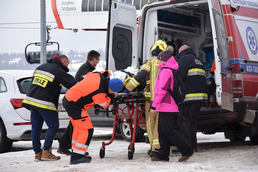 Wypadek w Bukowinie Tatrzańskiej. Spadający dach zabił dwie...