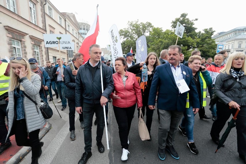 Protest rolników w Warszawie. 30 września 2020 poszli pod sejm i Pałac Prezydencki [zdjęcia]