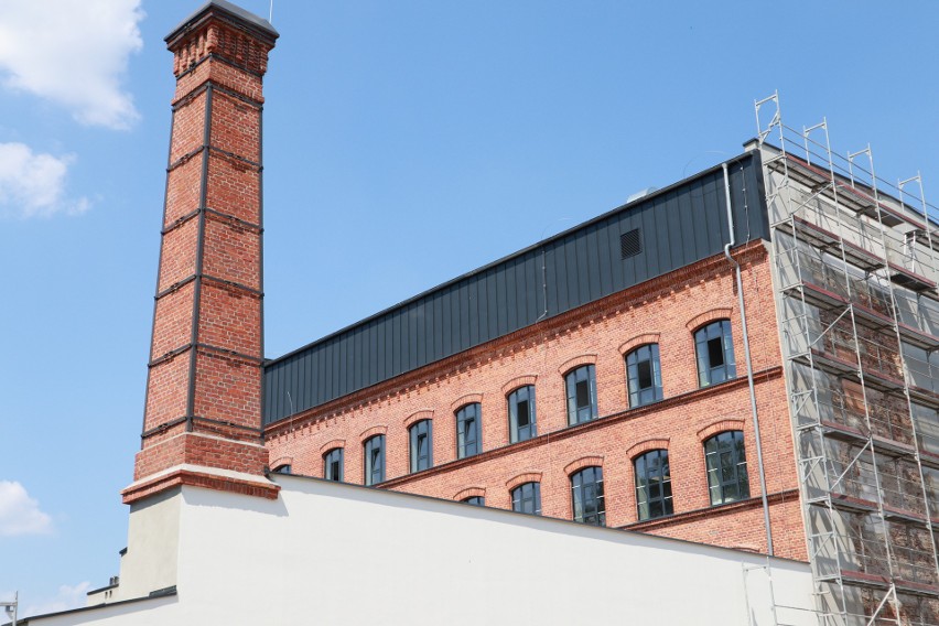 Łódź. Dawny blask odzyskają dwie zabytkowe fabryki w centrum Łodzi - przy ul. Tuwima i przy ul. Sienkiewicza