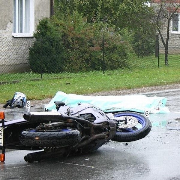 19-letni motocyklista z Jeżowego nie miał szans na przeżycie tego wypadku.