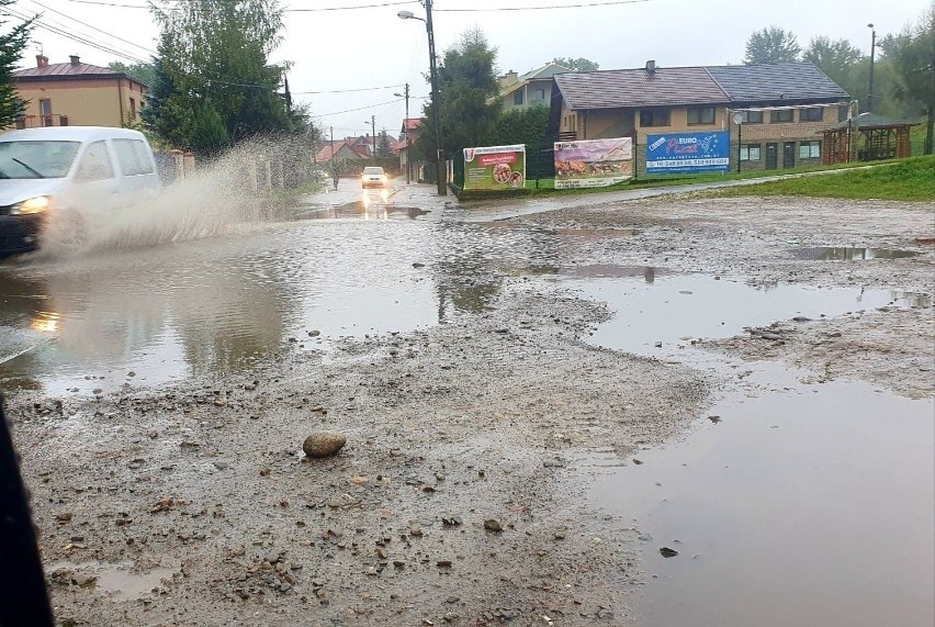 Nowy Sącz. Wyremontują „zmorę kierowców”. Będzie też parking na 34 auta [ZDJĘCIA]