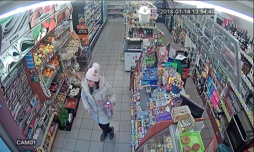 Młoda kobieta ukradła puszkę WOŚP ze sklepu przy św....