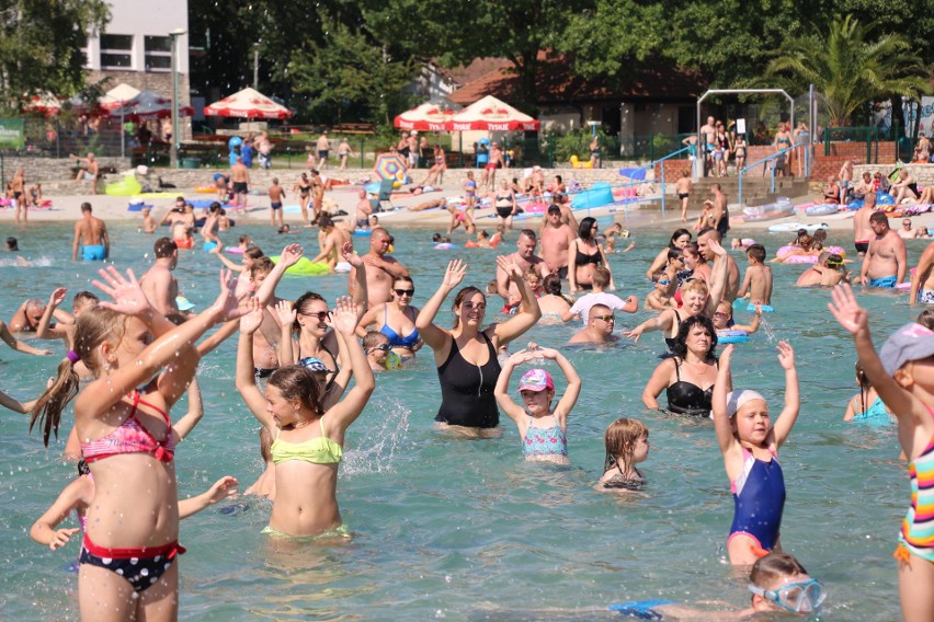 Aqua aerobik i inne atrakcje Kąpieliska Leśnego w Gliwicach ZDJĘCIA