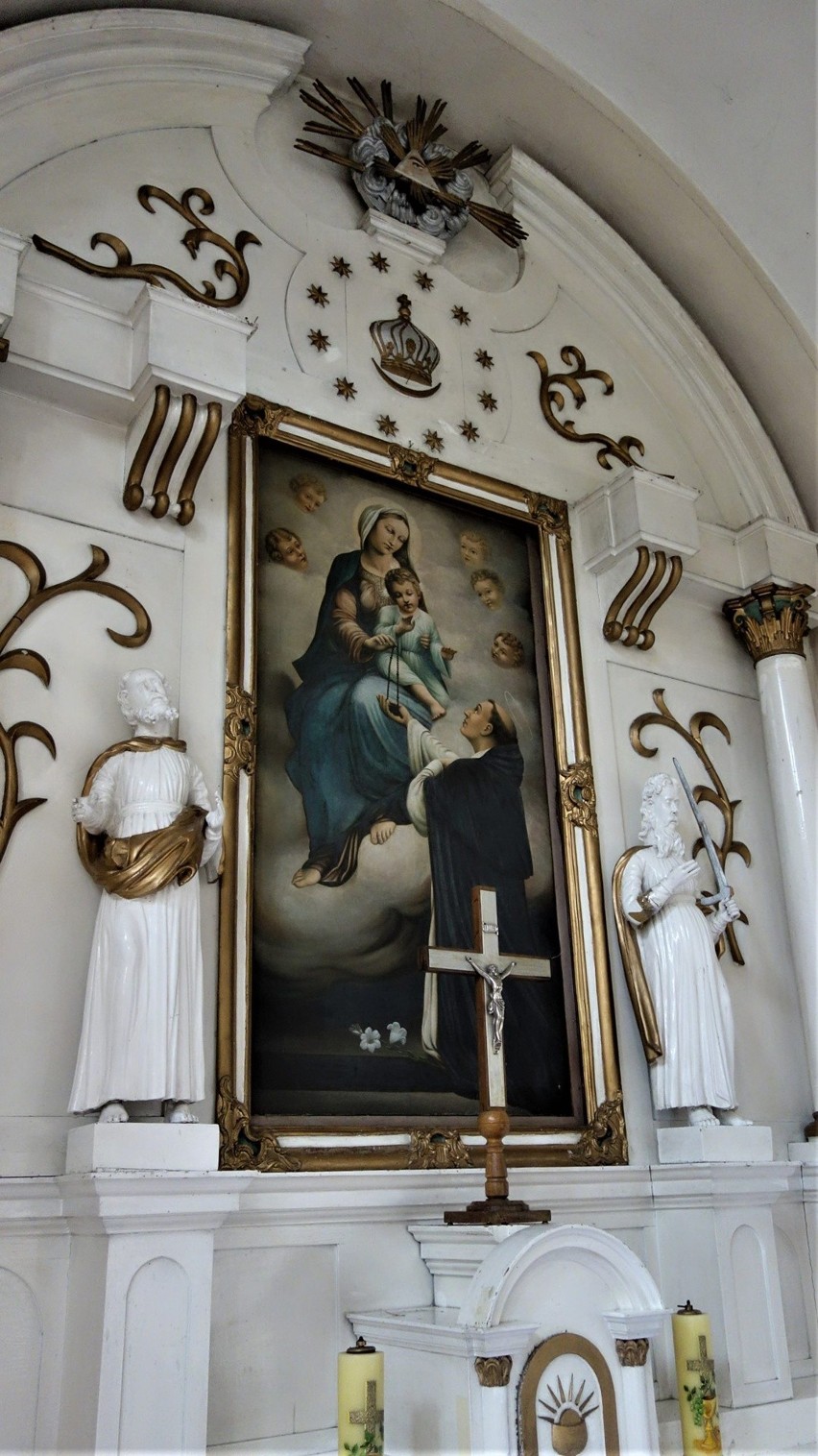 Bakałarzewo. Do rejestru zabytków wpisano ołtarz boczny oraz obraz „Matki Bożej Różańcowej ze Św. Dominikiem”