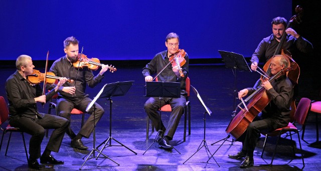 Koncert Niedzielny "Poranek z Mozartem", w wykonaniu orkiestry kameralnej Capella Thoruniensis w Centrum Kultury Teatr w Grudziądzu