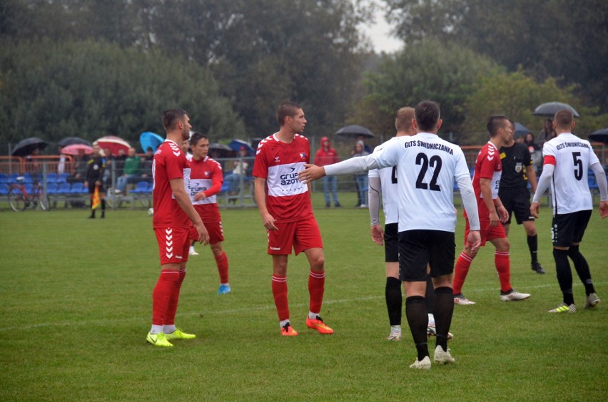 Piłkarze walczyli w Totolotek Regionalnym Pucharze Polski. Było kilka niespodzianek