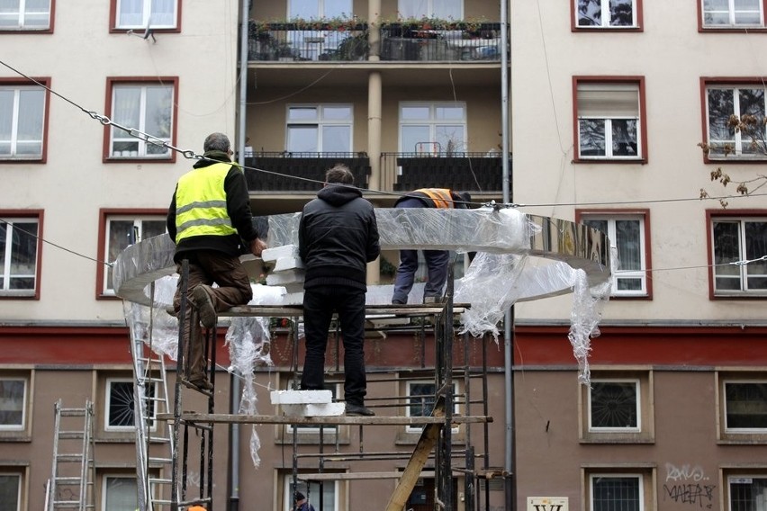 Na ulicy Szewskiej zabłyśnie świecąca aureola [ZOBACZ]