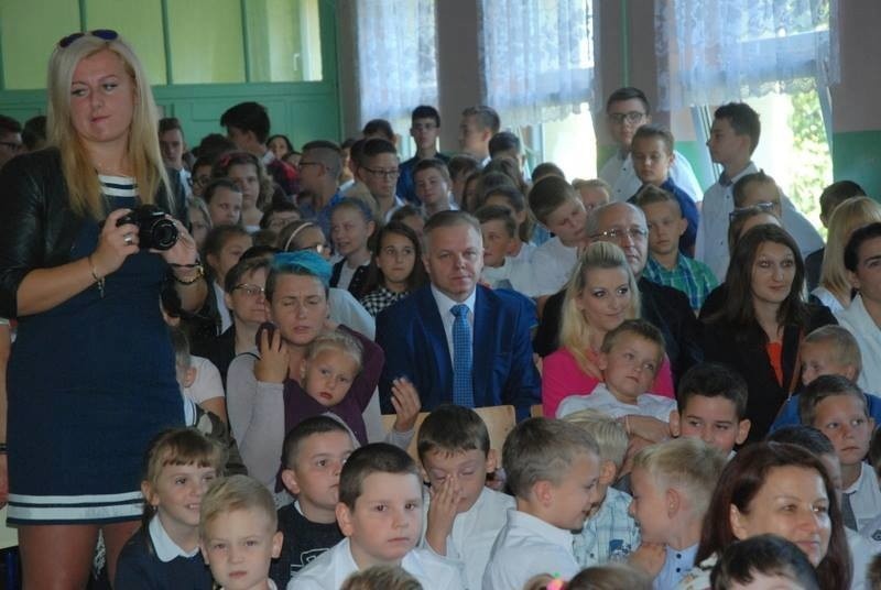 Libidza: Burmistrz Zakrzewski na rozpoczęciu roku szkolnego