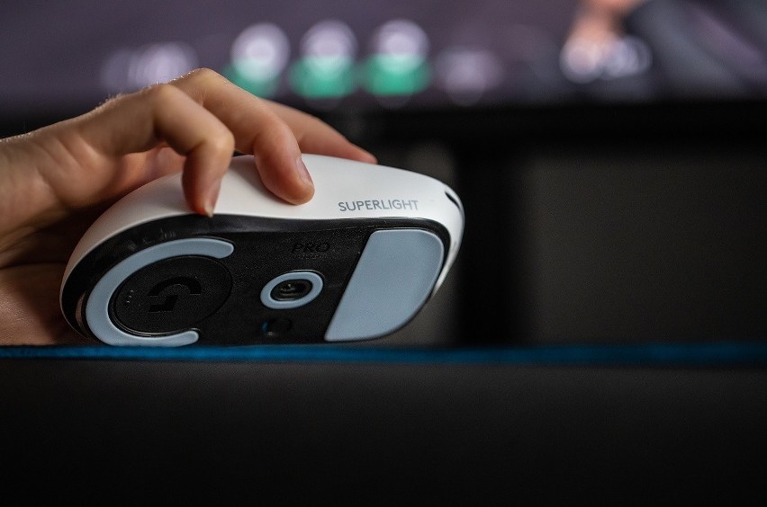 Logitech zaprezentował swoją nową, najlżejszą mysz z serii Pro – G Pro X Superlight. Waży niespełna 63 gramy