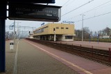 Będą nowe tablice informujące o przyjazdach i odjazdach pociągów na koluszkowskim dworcu kolejowym