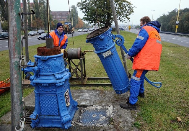 Pompa przy Trasie Zamkowej działa bez zarzutu - orzekli dzisiaj  fachowscy z wodociągów.