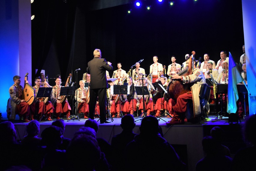 Narodowa Kapela Bandurzystów Ukrainy kolędowała w Człuchowie. Koncert przyciągnął liczną publiczność z całej okolicy. ZDJĘCIA