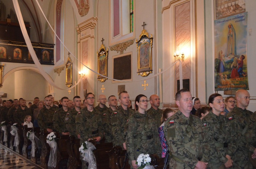 Żołnierze 3 Brygady Wojsk Obrony Terytorialnej na zajęciach...