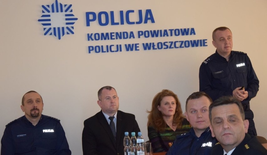 Włoszczowscy policjanci podsumowali rok. Dużo mówiono o pieniądzach