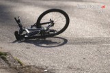 Kierowca fiata potrącił rowerzystę i uciekł. Sprawca wypadku w Siemoni poszukiwany
