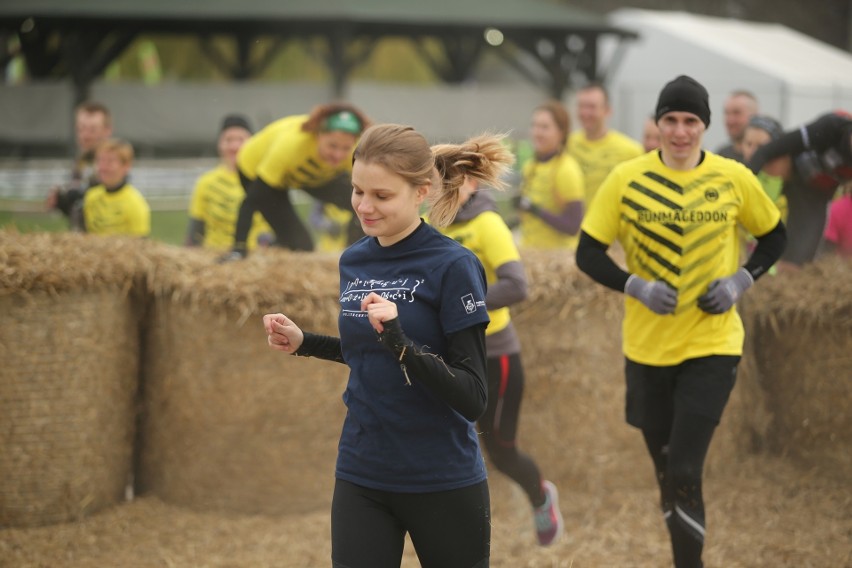 Runmageddon na Partynicach. Pierwszy dzień zmagań [GALERIA ZDJĘĆ]