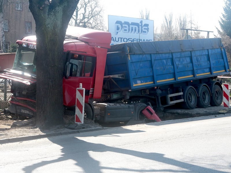 Wypadek na ul. Granitowej w Podjuchach