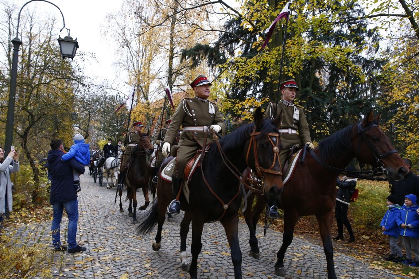 Warszawa: 101. rocznica odzyskania niepodległości. Obchody w...