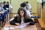 Próbny egzamin gimnazjalny 2016/2017 z Operonem [ARKUSZE, TEMATY, ZDJĘCIA]]