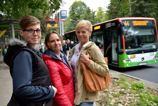 Kierowca, czy kierowniczka? O kobietach za kółkiem miejskich autobusów.