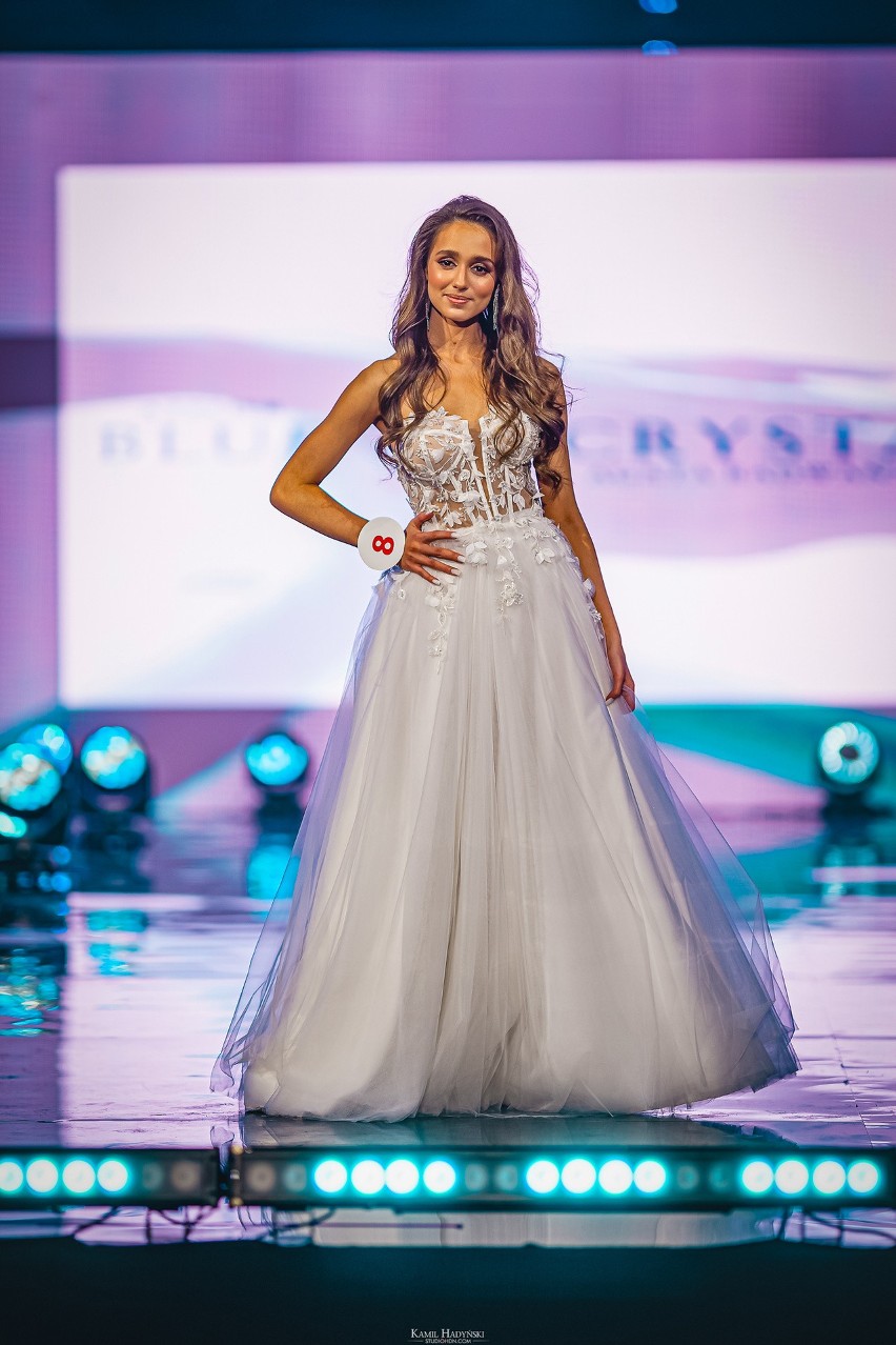 Finalistki Polska Miss Nastolatek 2023 w sukniach ślubnych! Ruszają castingi do wyborów najpiękniejszej mieszkanki Pomorskiego