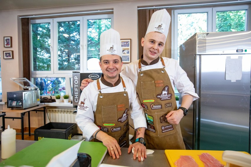 Tomasz Soczumski i Dawid Stąpór zajęli drugie miejsce w Mistrzostwach Polski w Dziczyźnie. Kieleccy kucharze byli rewelacyjni