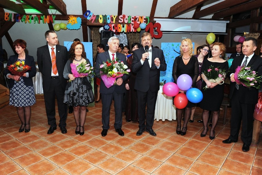 Tańczyli i licytowali na rzecz wychowanków Domu Pomocy Społecznej w Machowinku