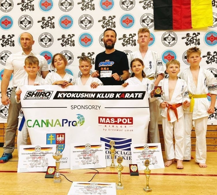 Sukcesy młodych karateków z klubu Shiro  Bilcza - Chęciny na mistrzostwach Niemiec. Stanęli na podium! Zobacz zdjęcia 