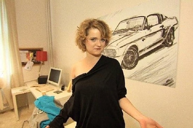 Lena Rudzka pokazuje, jak mieszkają bohaterowie serialu "Wawa non stop" (fot. Dzień Dobry TVN/x-news)
