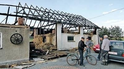 Ostatni pożar strawił budynki gospodarcze u Stanisława Gali Fot. Barbara Ciryt