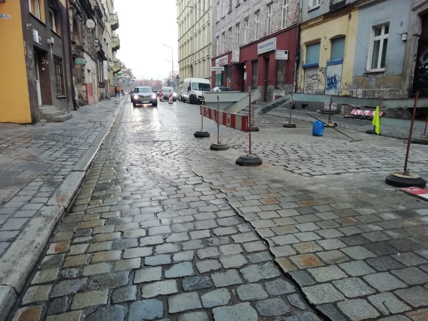 Wrocław: Ulica Dworcowa się zapadła. Utrudnienia!
