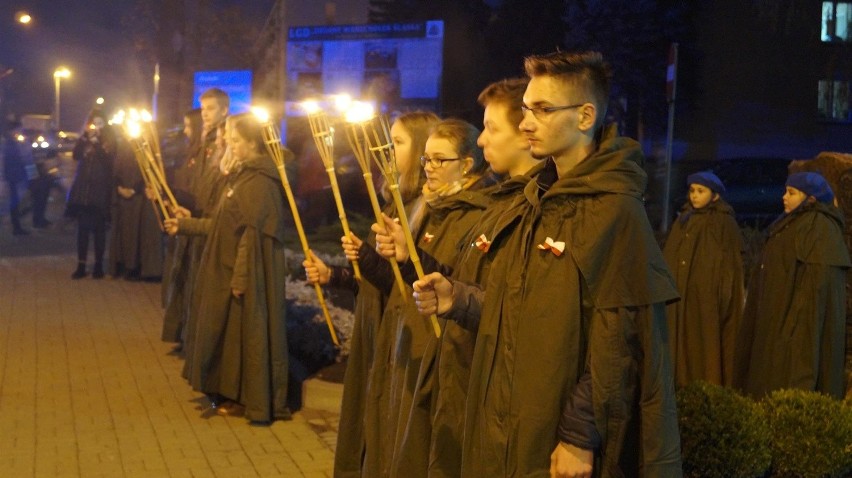 Kłobuck: Świętowali niepodległość idąc ulicami miasta