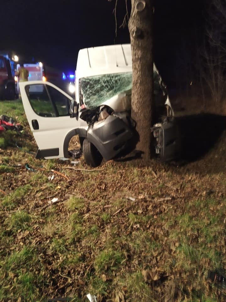 Groźny wypadek pod Wrocławiem. Kobieta została ranna