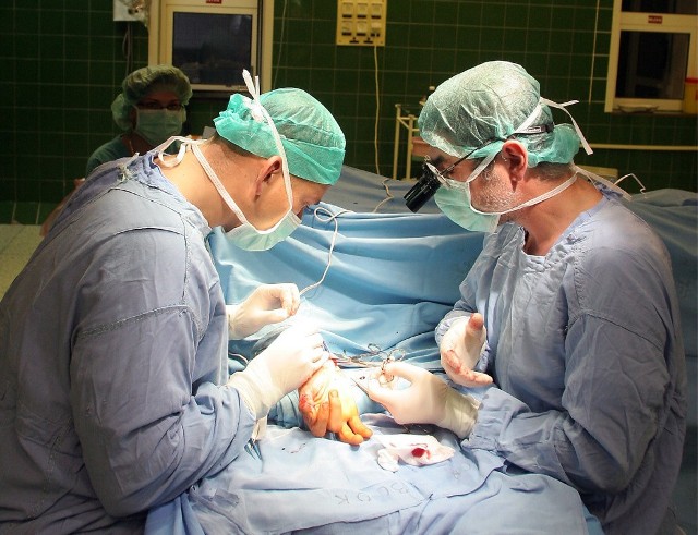 Operacja w szpitalu w Trzebnicy - zdjęcie ilustracyjne