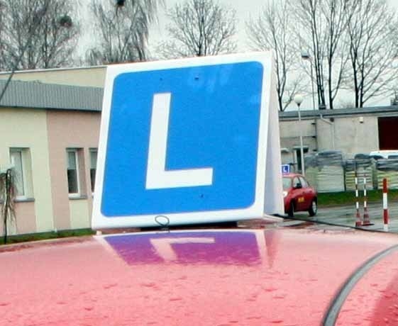 Ośrodki szkolenia kierowców już zapowiedziały, że w przypadku zmiany prawa, podwyższą cenę za kursy.