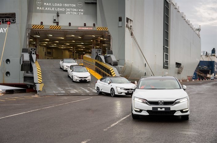 Honda Clarity Fuel Cell...