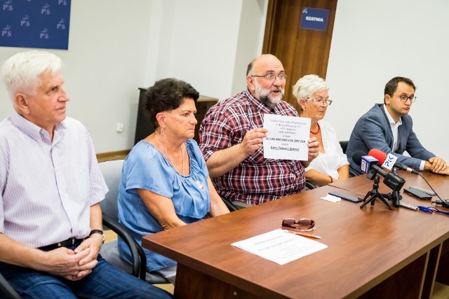 Krystian Frelichowski - przewodniczy klubu GP i radny, Barbara Wojciechowska, Krystyna Sawicka – Stowarzyszenie Idee Solidarności 1980-89 i Szymon Migała – Prezes Fundacji Prawa, Nauki i Przedsiębiorczości