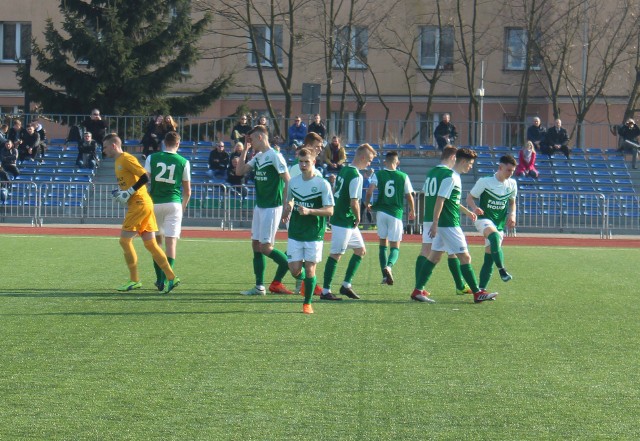 Juniorzy starsi Warty Poznań zajmują dziewiąte miejsce w tabeli Centralnej Ligi Junior&oacute;w