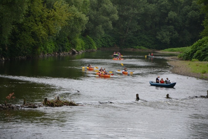 Dzieci spędziły weekend nad Odrą