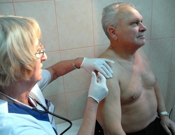 Wacław Koszewski postanowił skorzystać z darmowych szczepień, które uodparniają organizm przeciwko grypie.