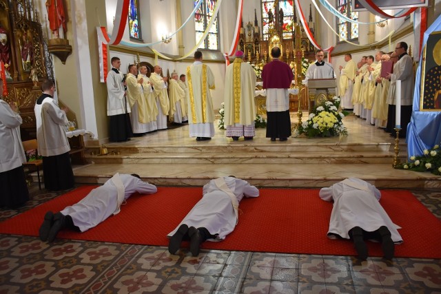 Po zakończeniu studiów i formacji 3 diakonów z ełckiego Wyższego Seminarium Duchownego, 25 maja 2019 r. przyjęło święcenia kapłańskie.