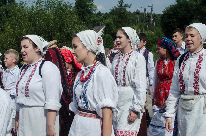 Grabarka Fionika Oleń po boru chodit