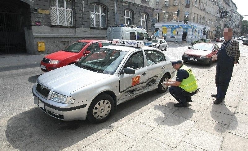 Wypadek na skrzyżowaniu ul. Gdańskiej i Próchnika