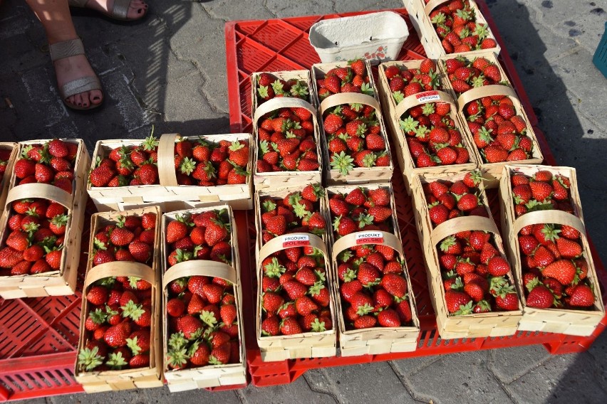 Zobacz ceny warzyw i owoców na giełdzie w Sandomierzu! >>>